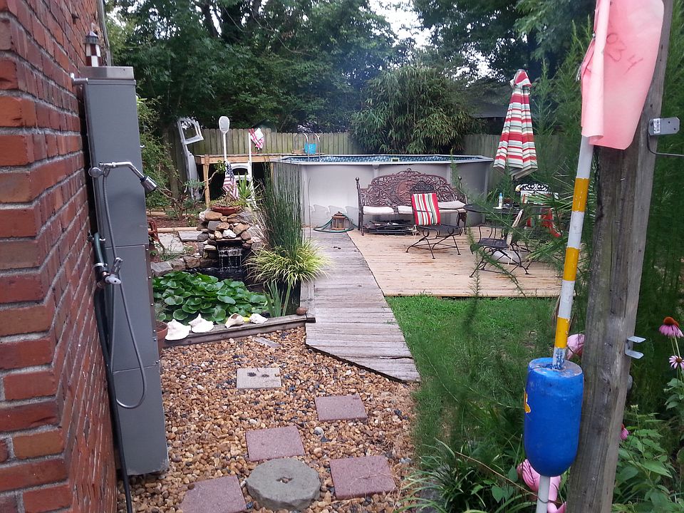 2nd image of 9614 Capeview Ave