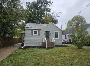 1352 Meadowbrook Ave SE, Warren, OH