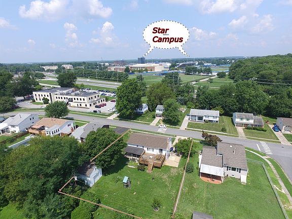 3rd image of 49 Sanford Dr