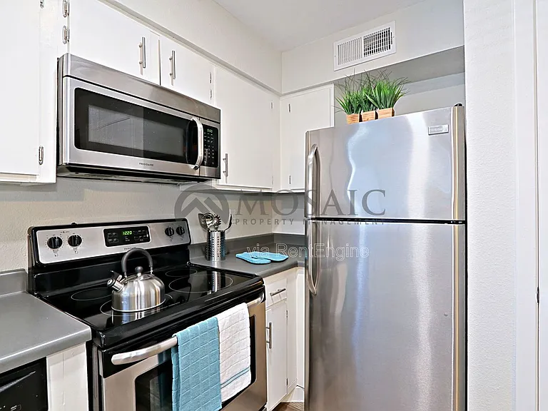 Arcadia Lofts — Photo 12