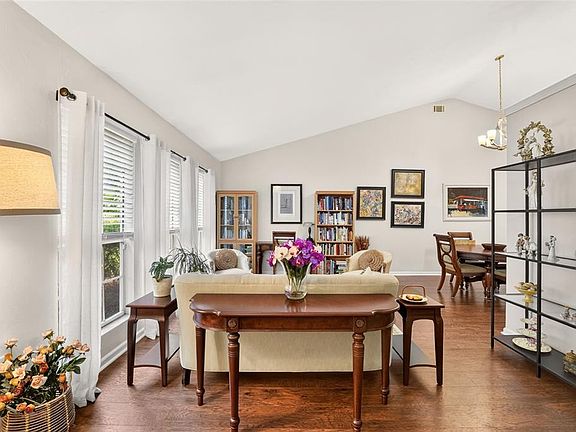 5th image of 10427 SW 55TH PLACE