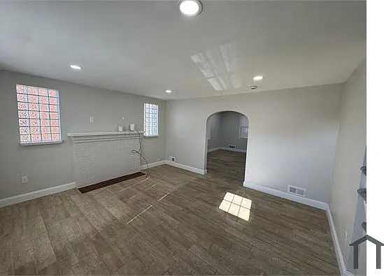 1634 Thetford Rd — Photo 19