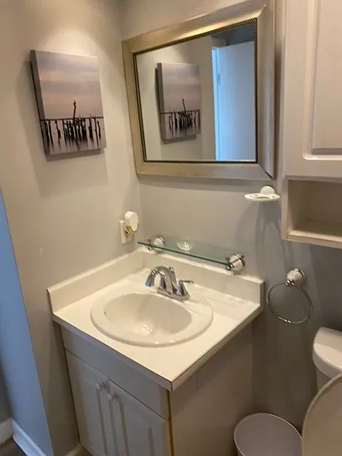 2 bed, 928 sqft, $1,350 — Photo 2
