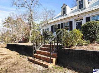 607 3rd St, Cheraw, SC 29520