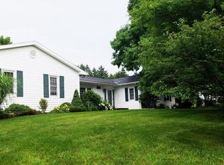 874 N Village Dr, Newark, OH 43055