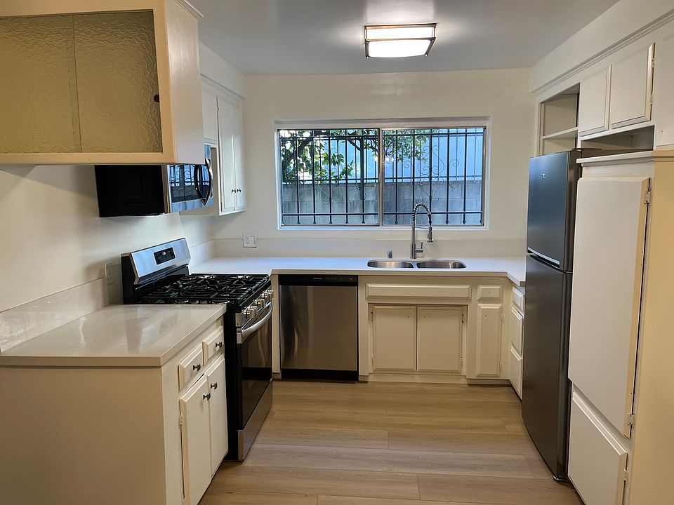 1st image of 8115 W Norton Ave APT 5