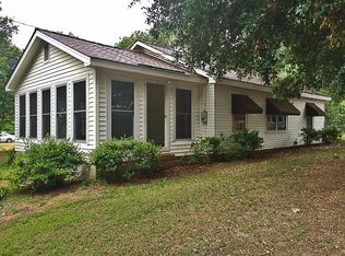 3040 Irby Rd, Wallace, SC 29596