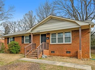 6126 Castle Ct, Charlotte, NC 28213