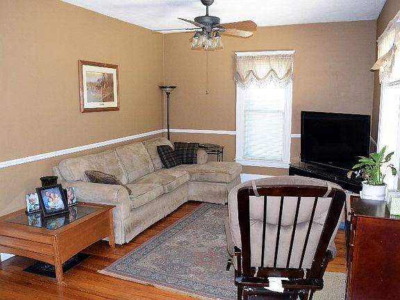 4th image of 1111 N Birney St
