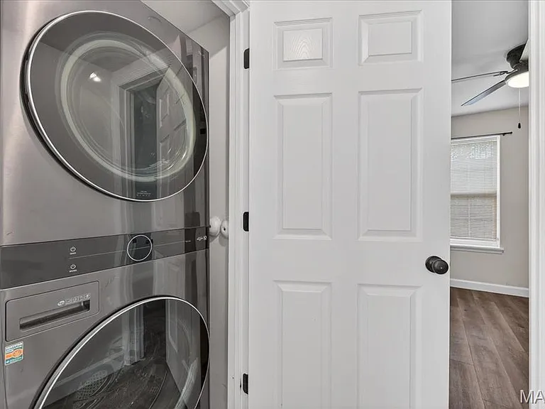 4103 Spring River Dr — Photo 16