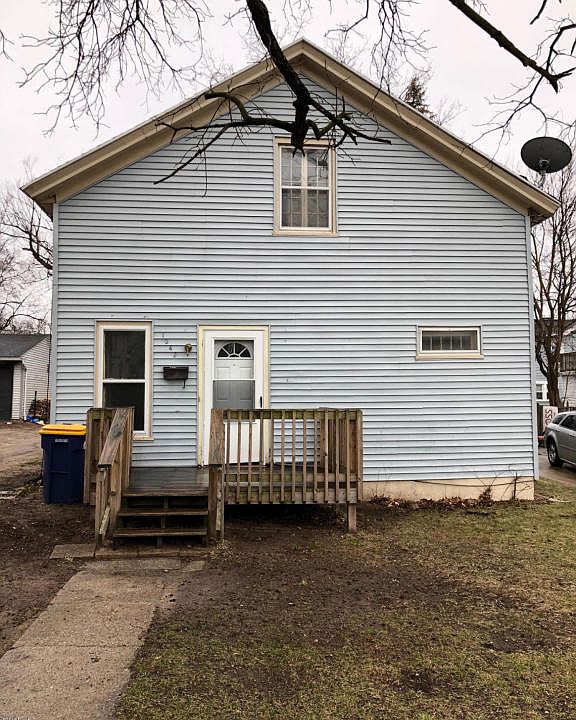 1st image of 1042 Prince St SE