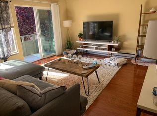 4329 Dayton Ave N APT 4, Seattle, WA 98103
