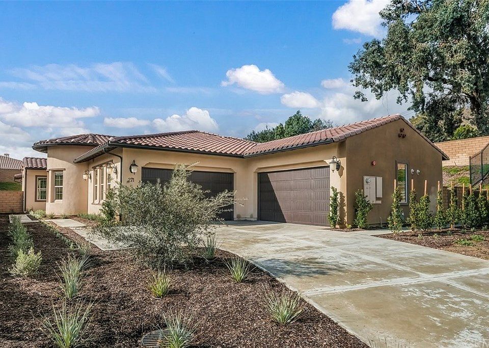 1st image of 271 Clementine Ct