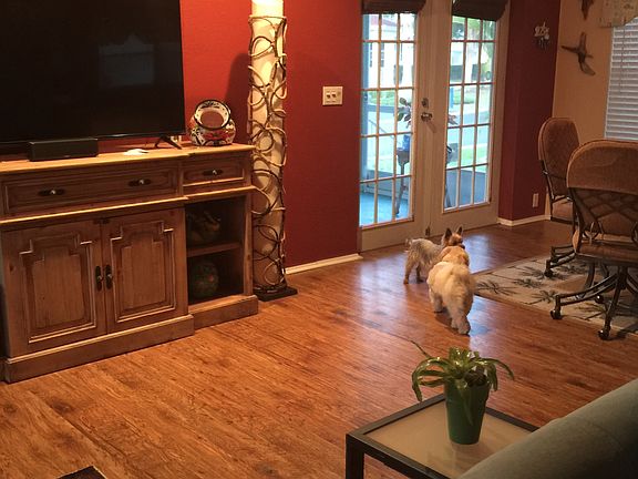 4th image of 3283 Eleanor Way