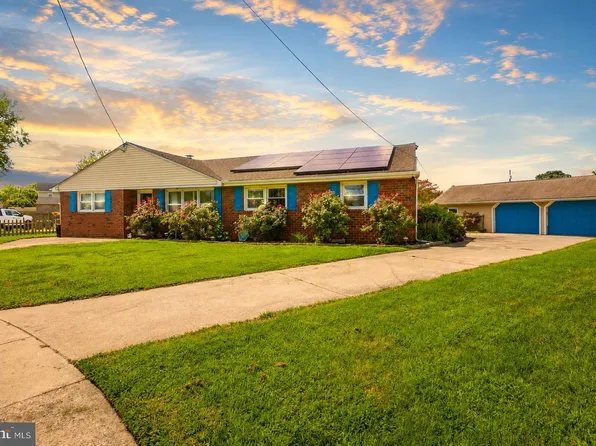 73 Troy Ave, Gibbstown, NJ 08027