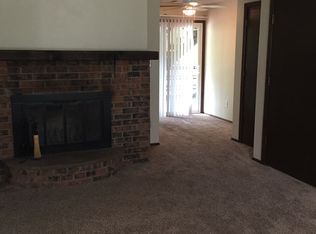 1424 Beechwood Ter, Manhattan, KS 66502
