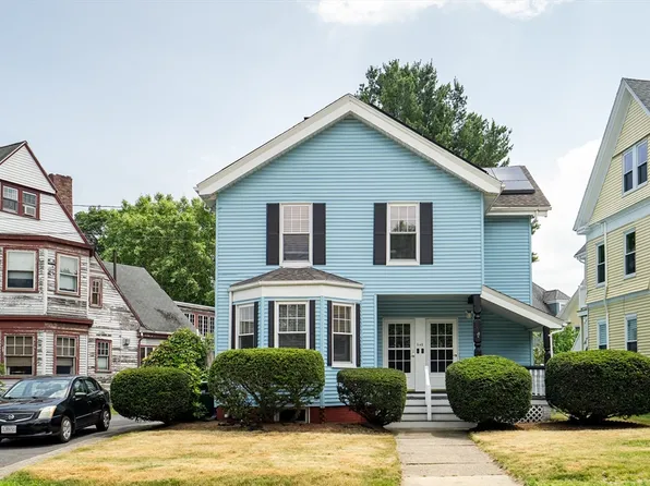 548 High St, Medford, MA 02155