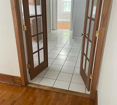 2nd image of 1716 Grand Ave #5