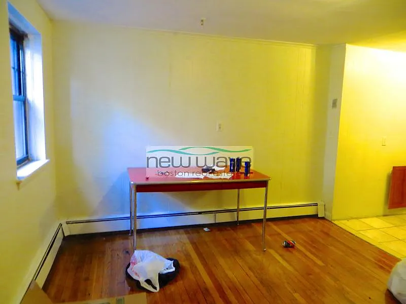 2 bed, 750 sqft, $3,450 — Photo 4