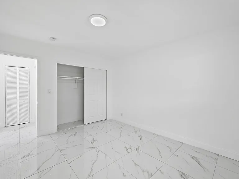 2308 NW 3rd Ave #2 — Photo 9