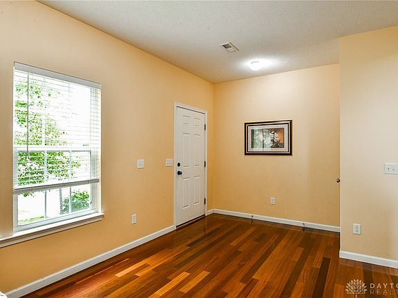 5th image of 5035 Snow Valley Ln