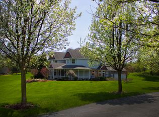 8096 Chilson Rd, Pinckney, MI 48169