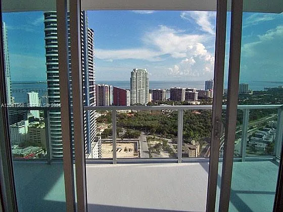 The Axis On Brickell Cond — Photo 3