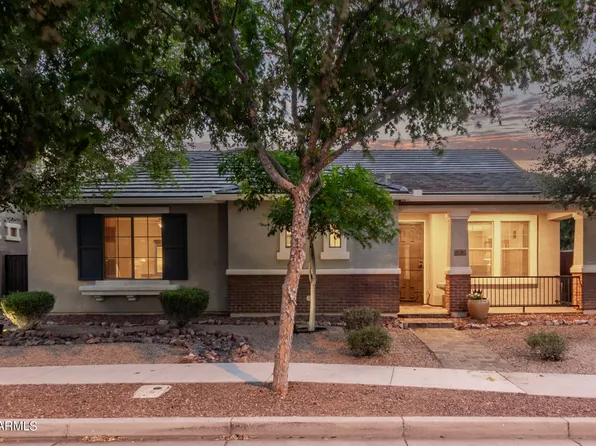1840 S SINOVA Avenue, Gilbert, AZ 85295