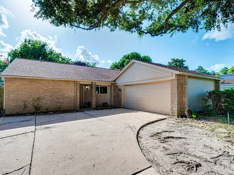 1722 S Kirkwood Rd — Photo 61