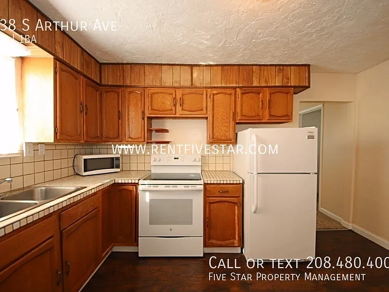 638 S Arthur Ave — Photo 4