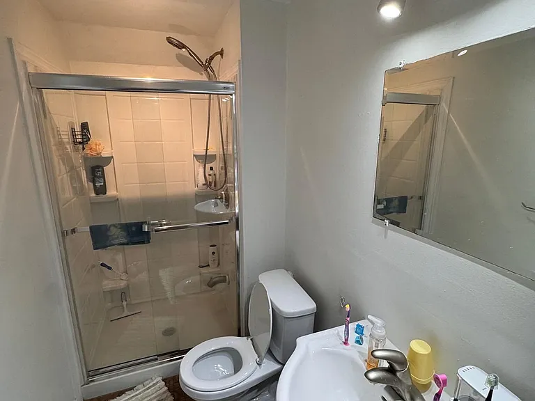 1377 Coronation Dr — Photo 9