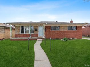 31042 Wellston Dr, Warren, MI