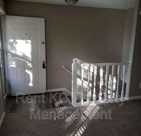 7013 Orchard St — Photo 19