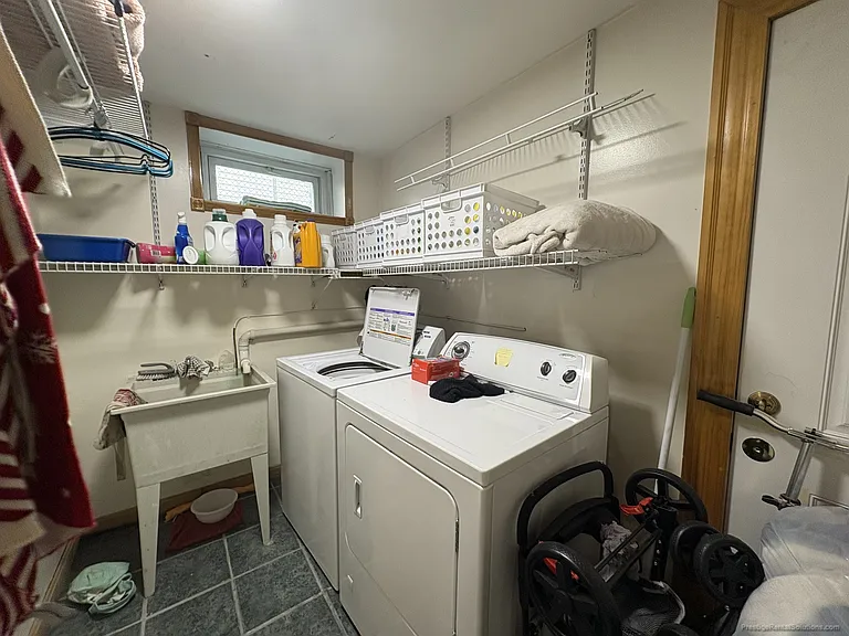 19 Ashford St #1 — Photo 4