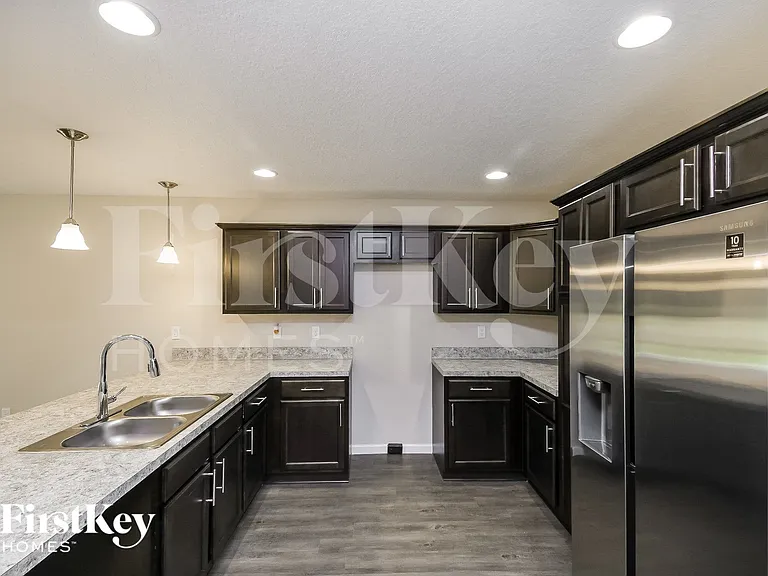 11224 Margarets Landing Pl — Photo 7