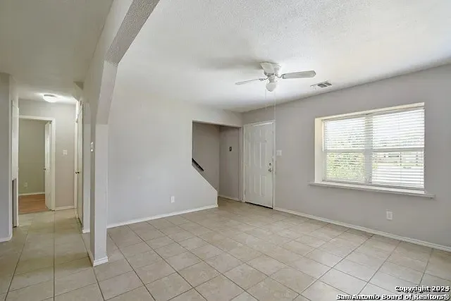4 bed, 2.0 bath, 1432 sqft, $1,750 — Photo 3