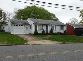 336 Ferris Ave, Rumford, RI 02916