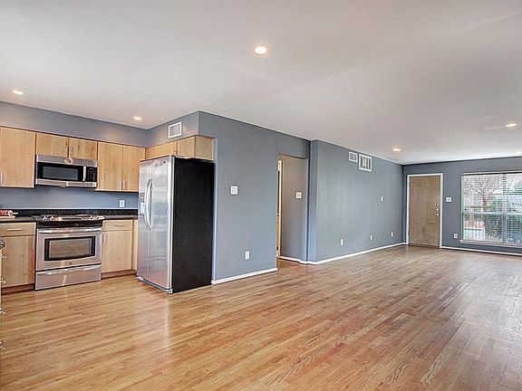 3rd image of 4616 W Lovers Ln APT 103