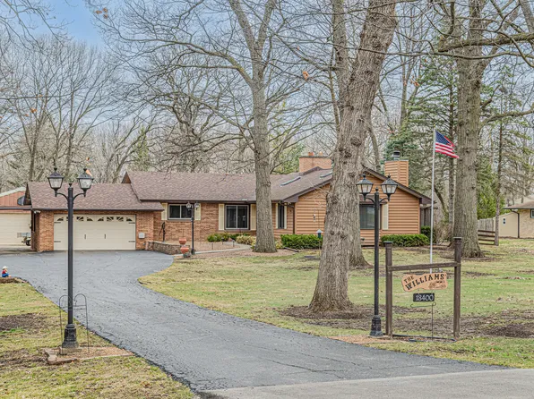 13400 W Greenview Dr, Wadsworth, IL 60083