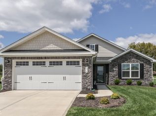 976 Independence Dr, Edinburgh, IN 46124