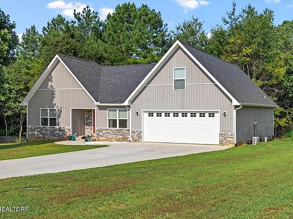 2nd image of 132 Highland Dr