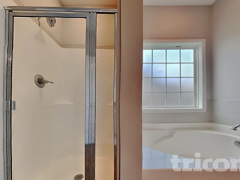 1022 Cyril Dr — Photo 10