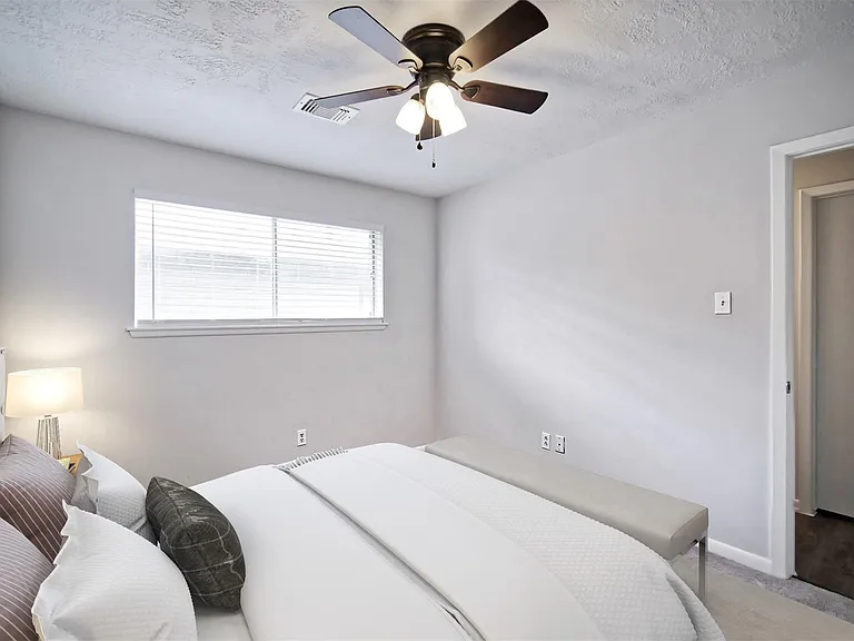 308 Lawrence St #A — Photo 20