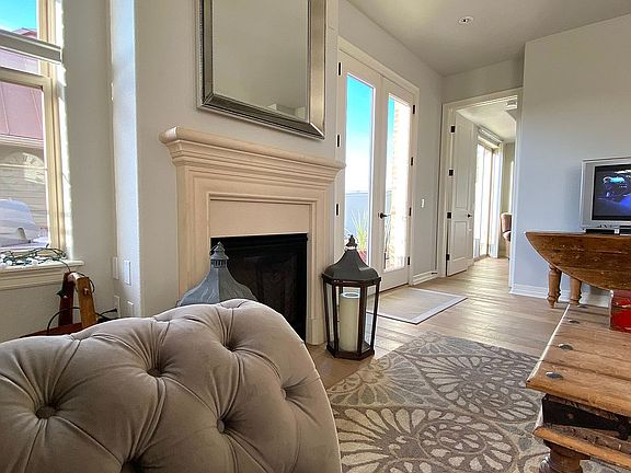 2nd image of 5592 S Nevada St Unit 307