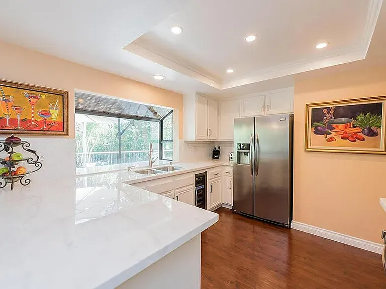 724 Valley Dr — Photo 11