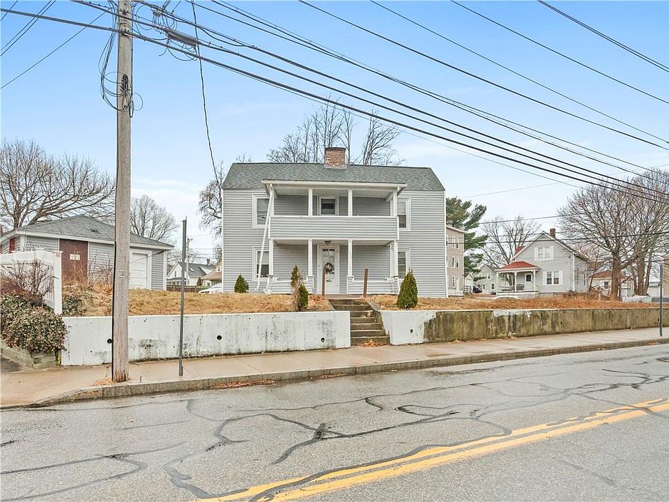 225 Logee St, Woonsocket, RI 02895 MLS 1340547 Zillow