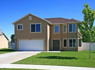 593 W Lake View Dr, Lehi, UT 84043