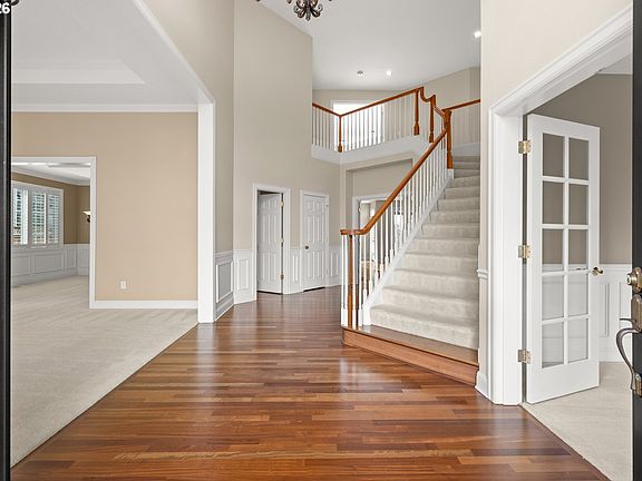 3rd image of 2037 NW Woodrose Dr