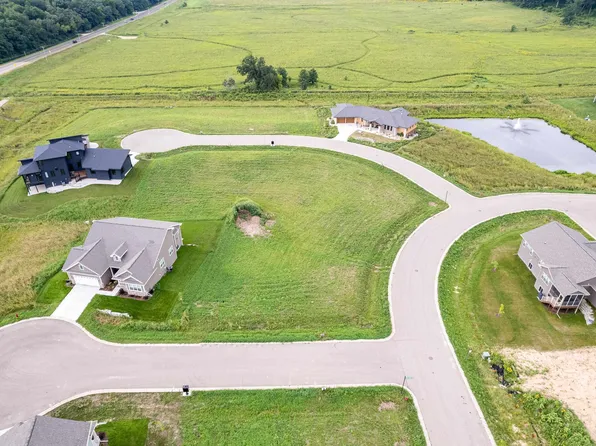 5835 Prairie Cloud Ct, Waunakee, WI 53597