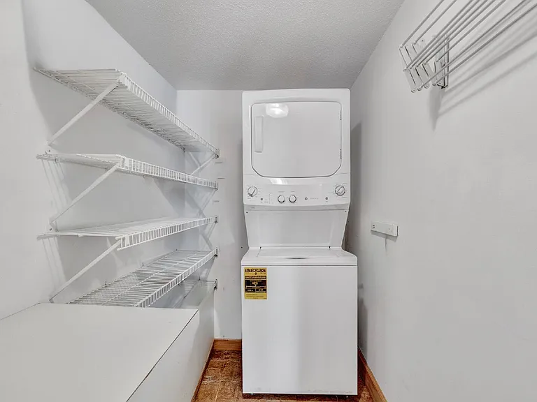 112 Franklin St #C2 — Photo 22